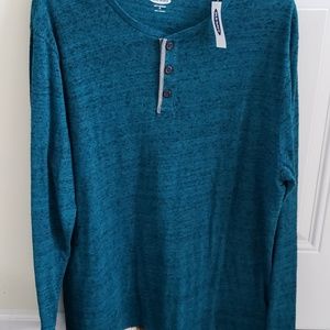 New w/tags Mens XL Old Navy shirt